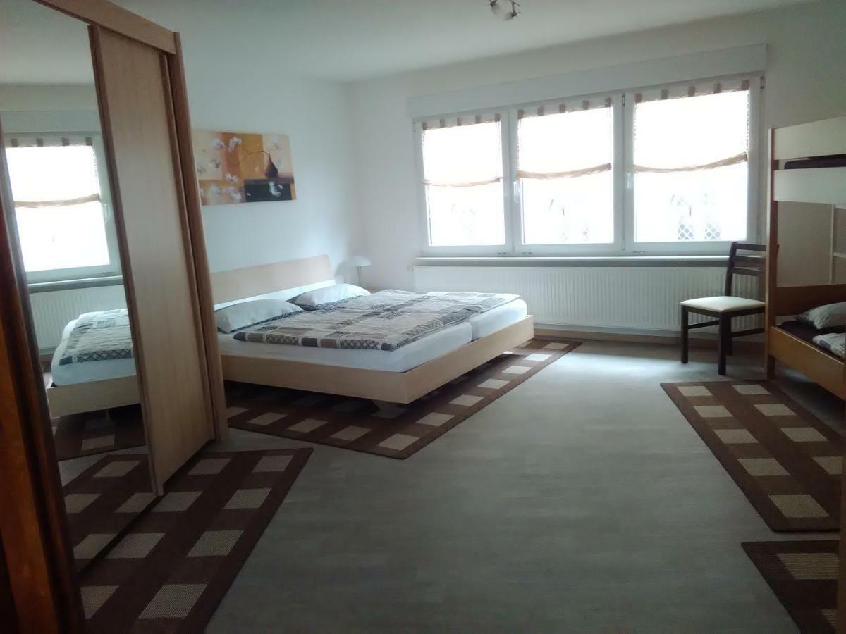 Ferienwohnung Menzel Gedern Exteriör bild